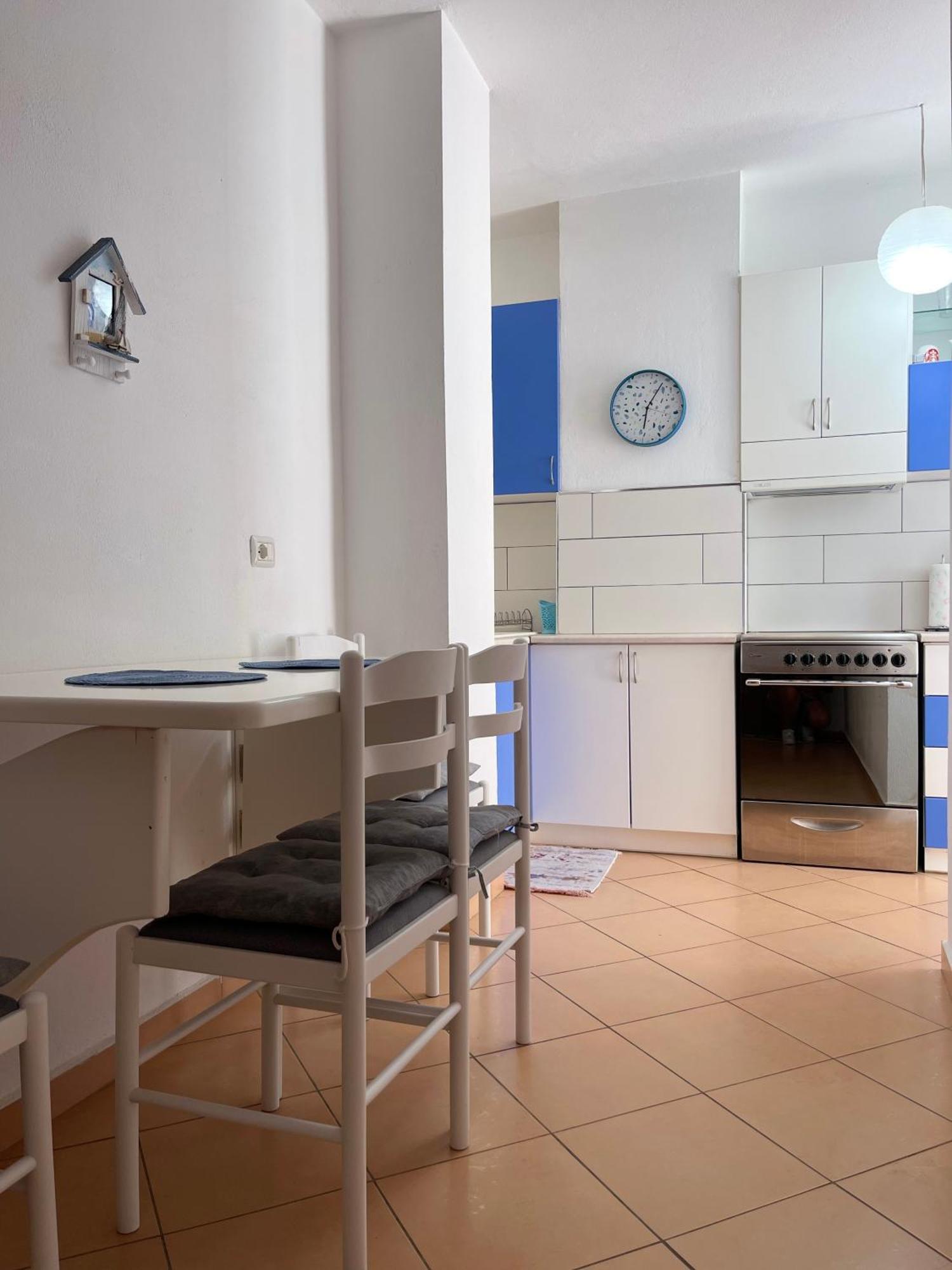 Kristi Apartment 2 Min To Sea Netflix & Espresso Station Σαράντα Εξωτερικό φωτογραφία