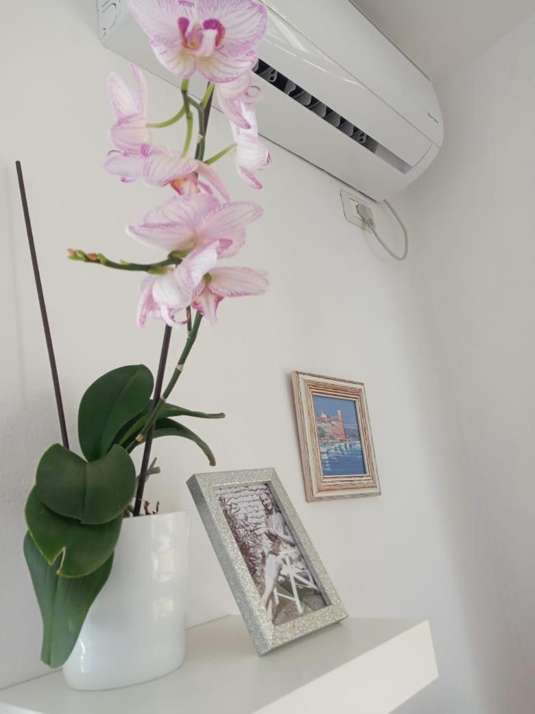 Kristi Apartment 2 Min To Sea Netflix & Espresso Station Σαράντα Εξωτερικό φωτογραφία
