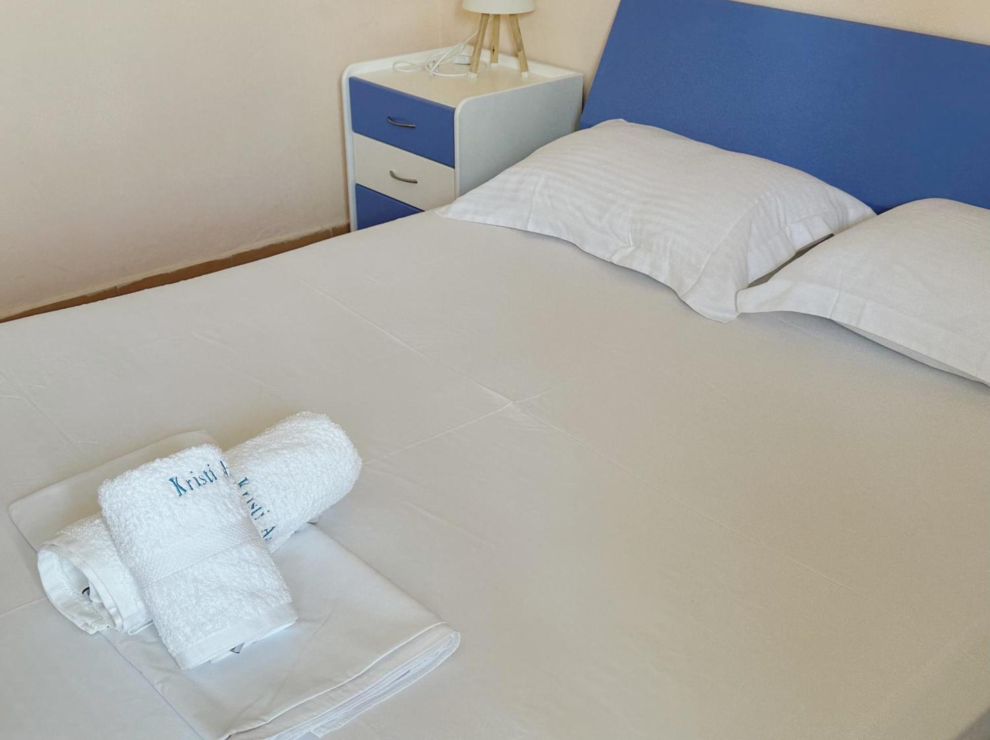 Kristi Apartment 2 Min To Sea Netflix & Espresso Station Σαράντα Εξωτερικό φωτογραφία